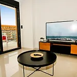 Sea Views Home With Ac And Pool