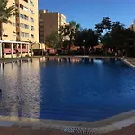 Beautiful Apartment With Swimming Pool And Beach