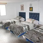 Pension La Lambra Azul