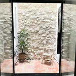 Casa Intre