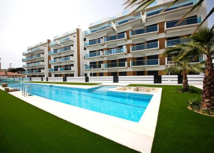 Sea Views Home With Ac And Pool