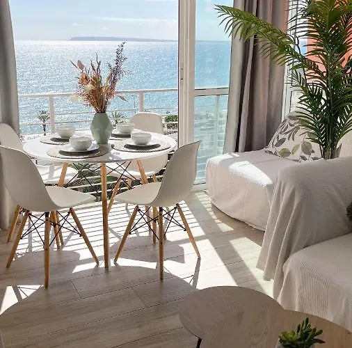 Apartamento En 1ª Linea Con Piscina