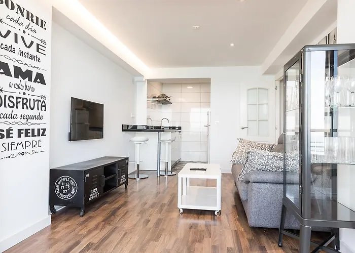 Amazing Sea Views With Ac Two Min Beach