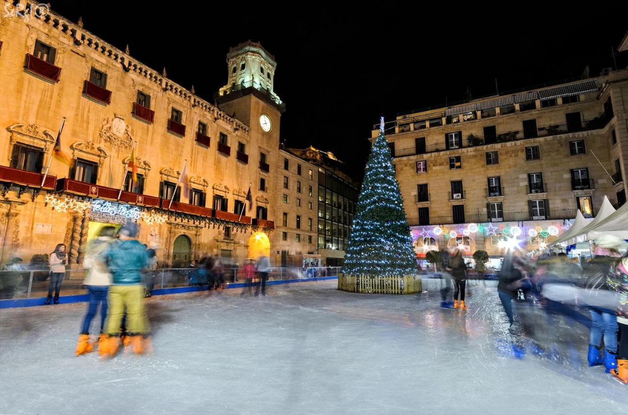 Plaza Ayuntamiento *