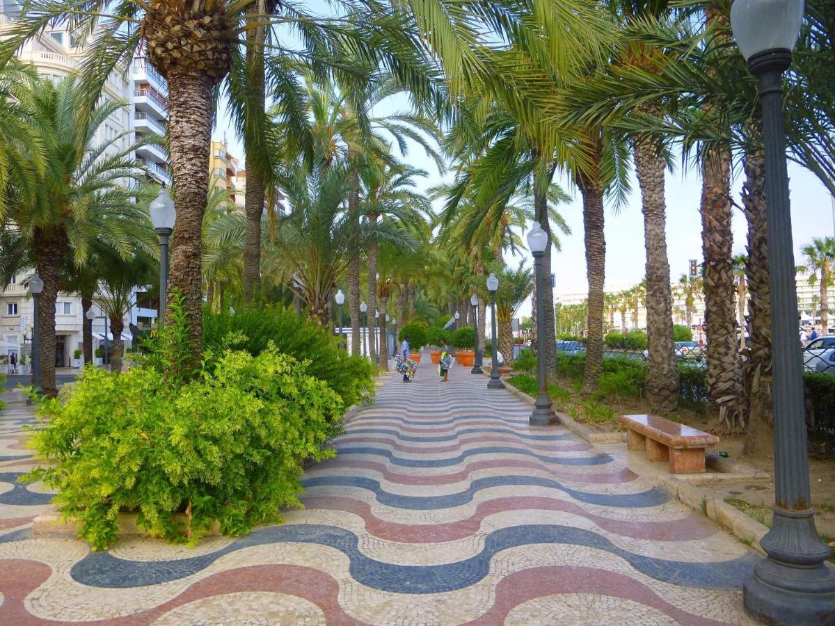Plaza Ayuntamiento Apartment *