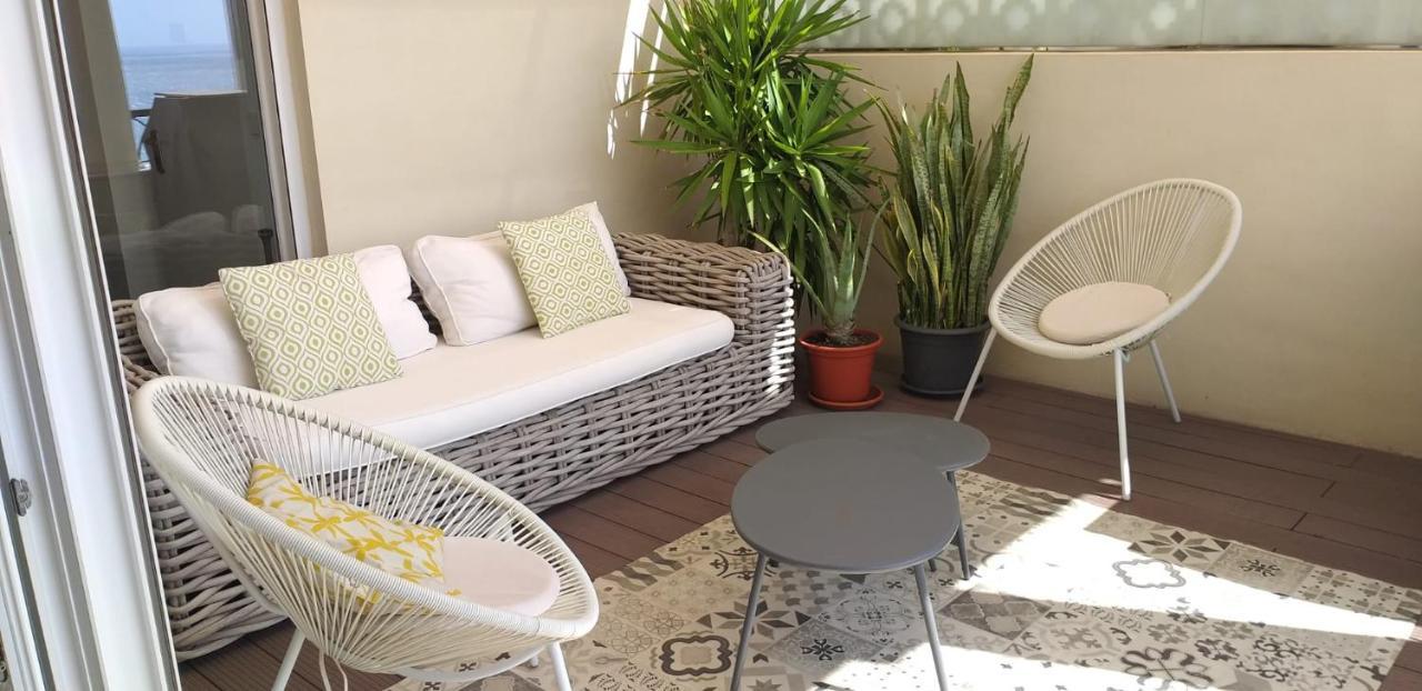 Huoneisto Atico Loft En Frente Al Mar Terraza Vista Espectacular