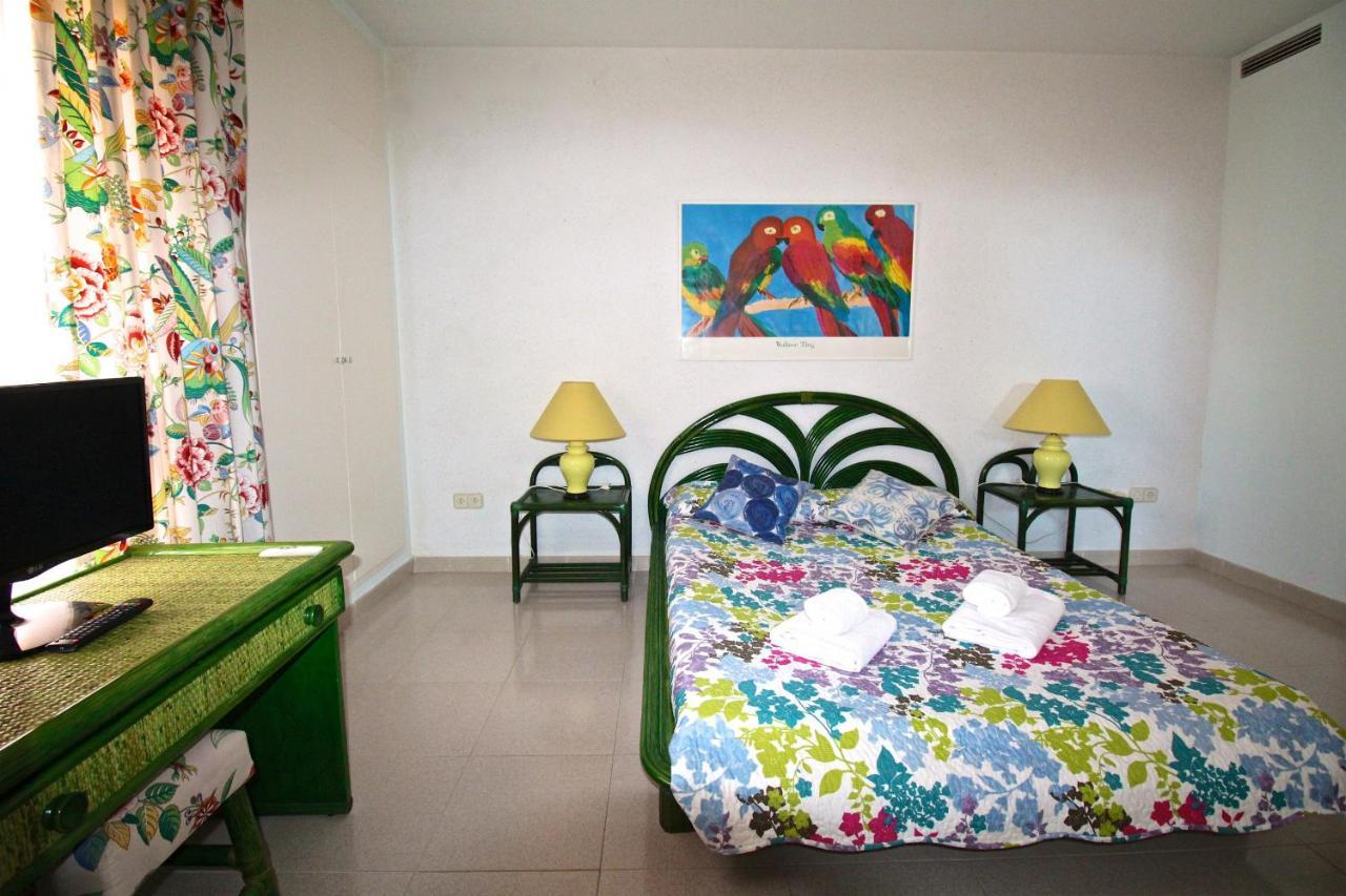 Bungalow Torre Del Mar 1 Holiday home *