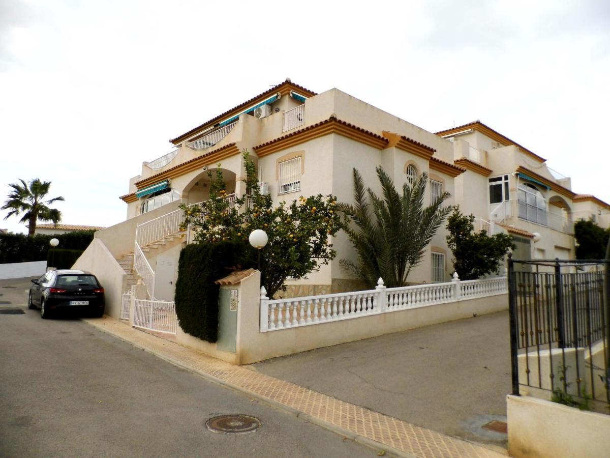 Holiday home Flamenca - 10 Sleeps *