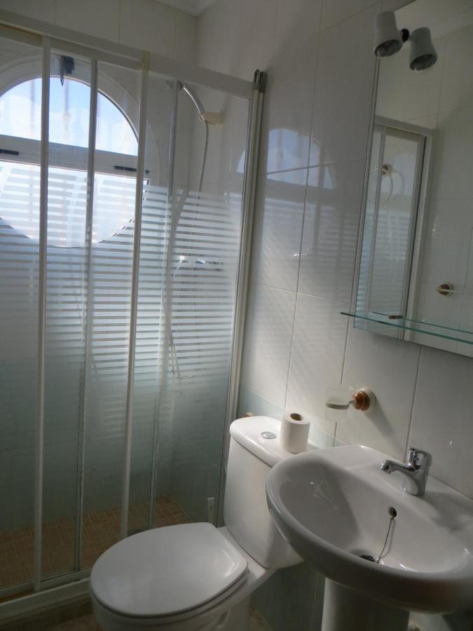 Holiday home Flamenca - 10 Sleeps *