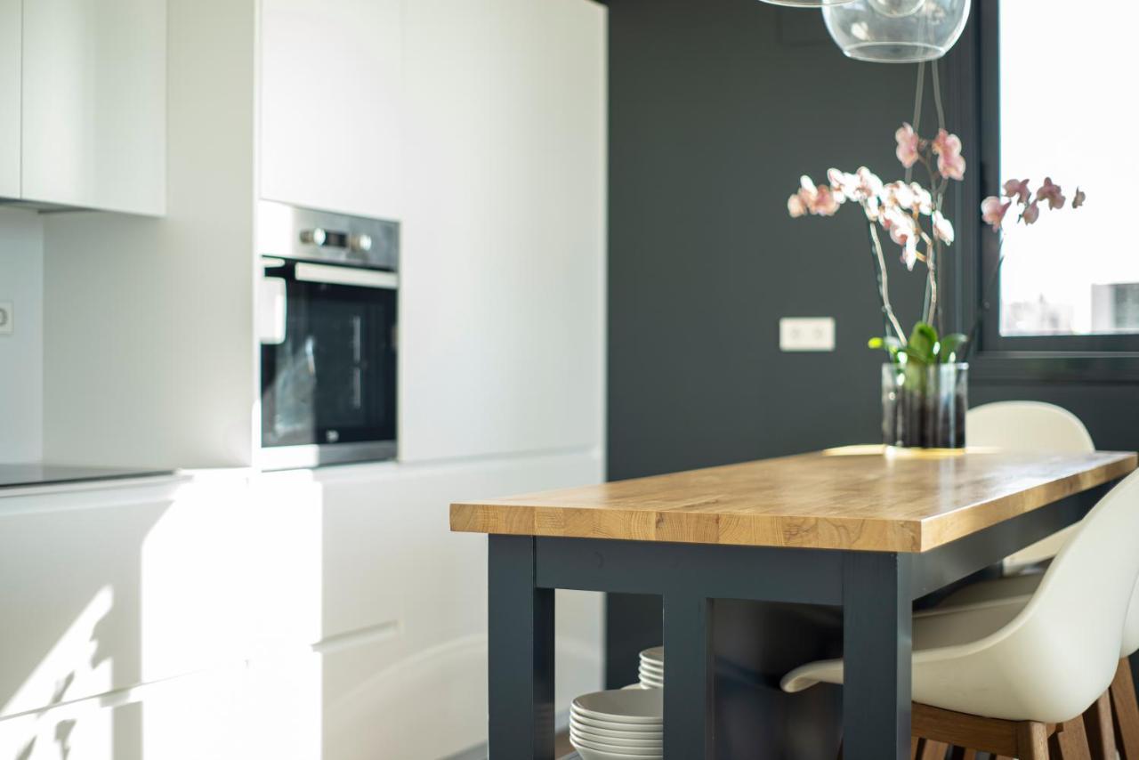 Modern Sea Front Sea Water Appartement