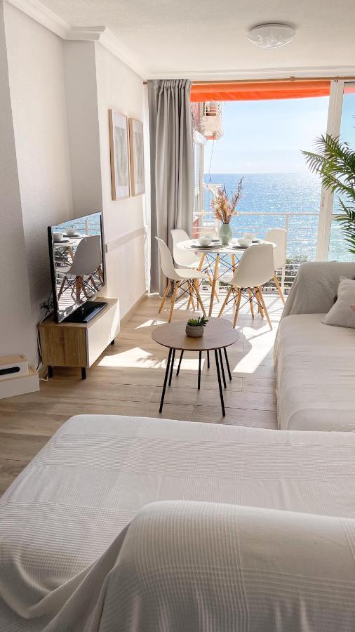 Appartement En 1ª Linea Con Piscina Alicante