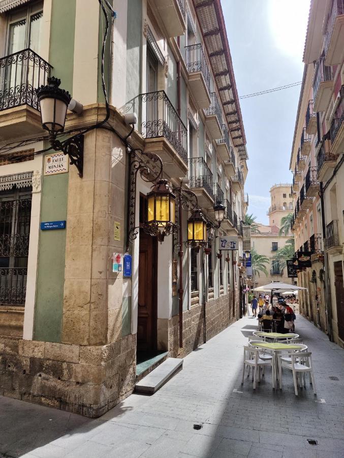 Apartment Carmen Old Town *