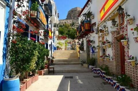 Cozy Guapo-alicante Nearby The Beach And The Center * Alicante