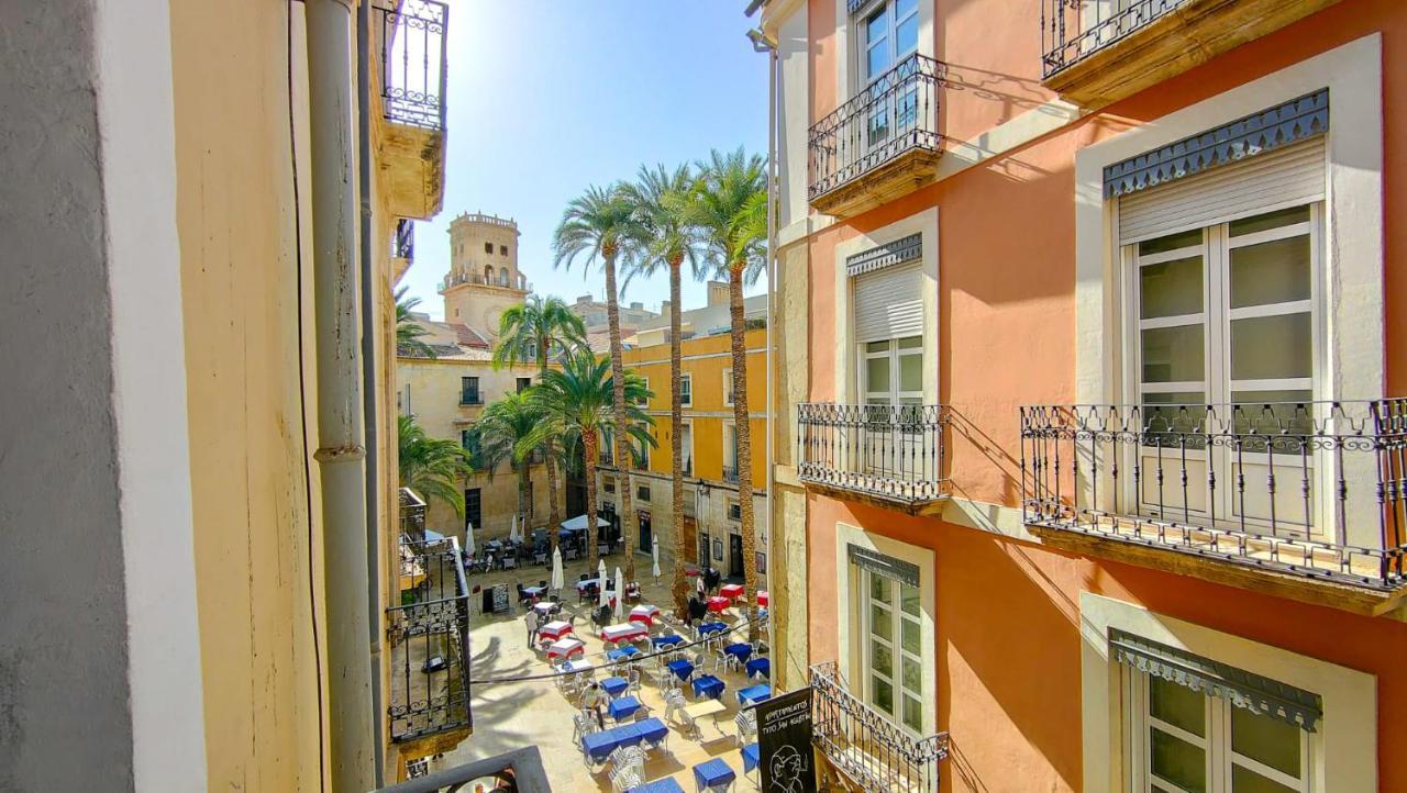 Palm Square - One Minute From The Sea! Apartamento