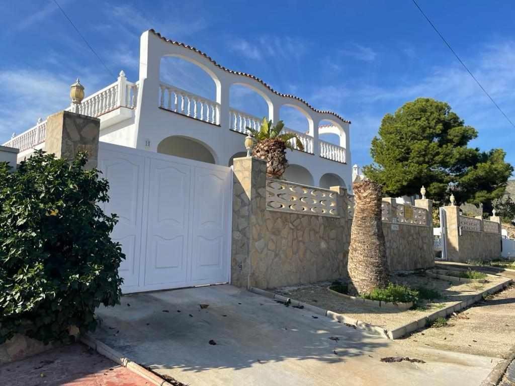Cala Lanuza Villa *