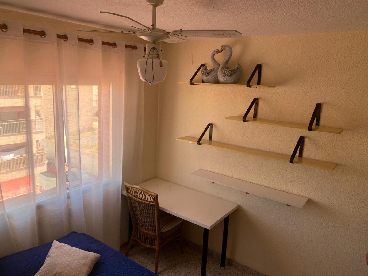 Apartment Cozy Guapo-alicante Nearby The Beach And The Center *