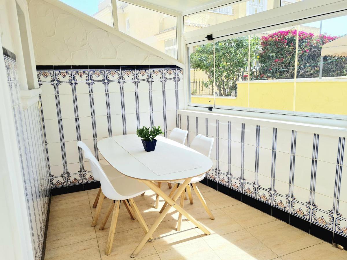 Holiday home Casa En Punta Prima Alicante
