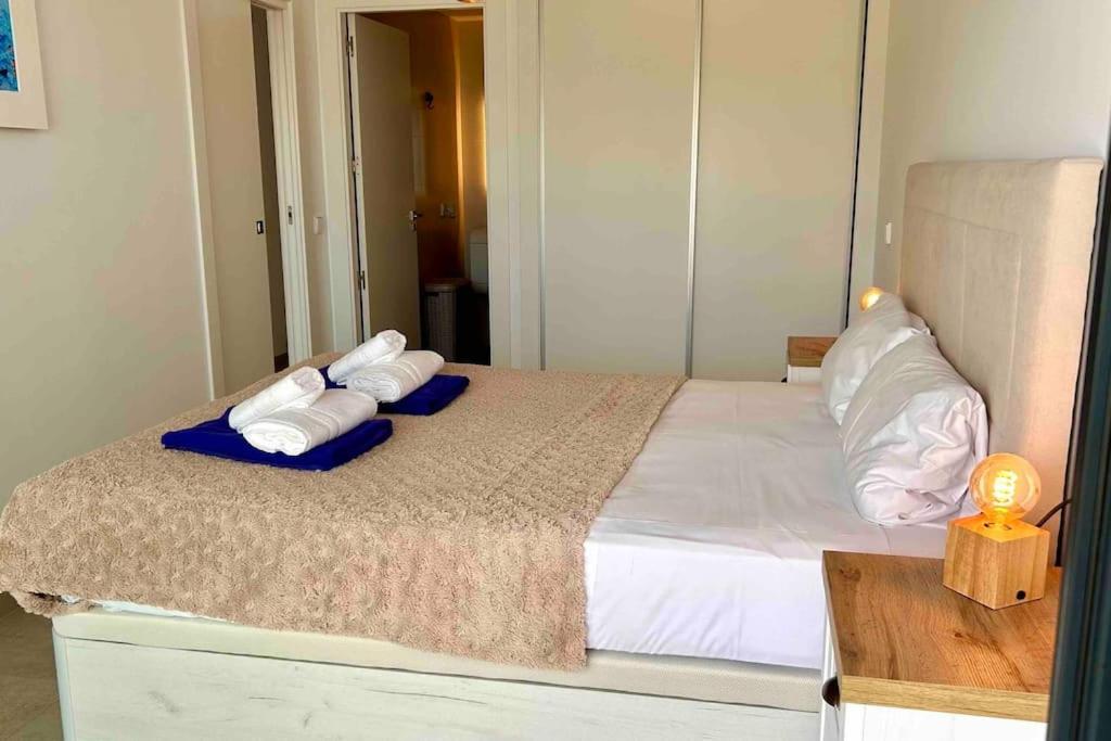 13 Iconic Vista Playa Apartment Alicante