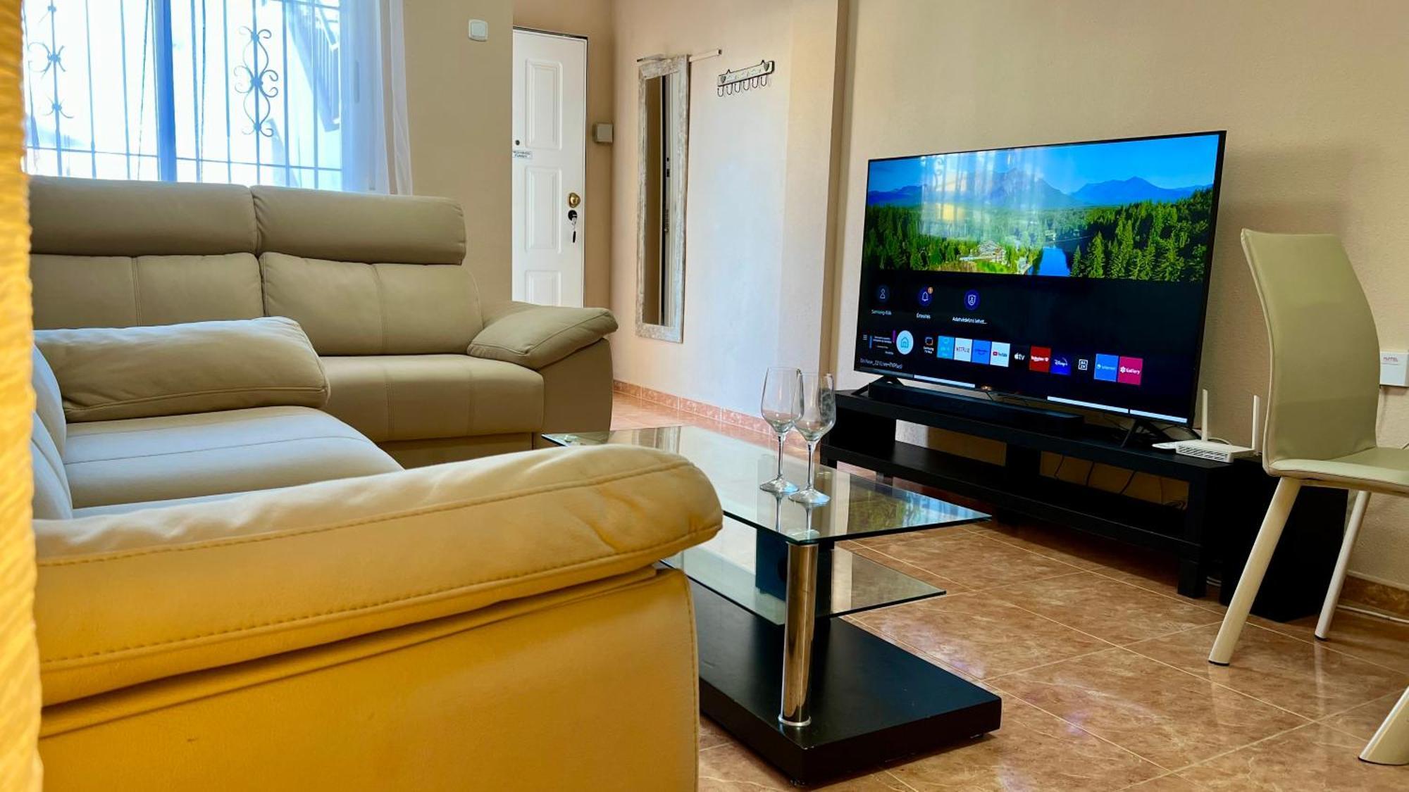 Apartment Arenales Beach Apartament *