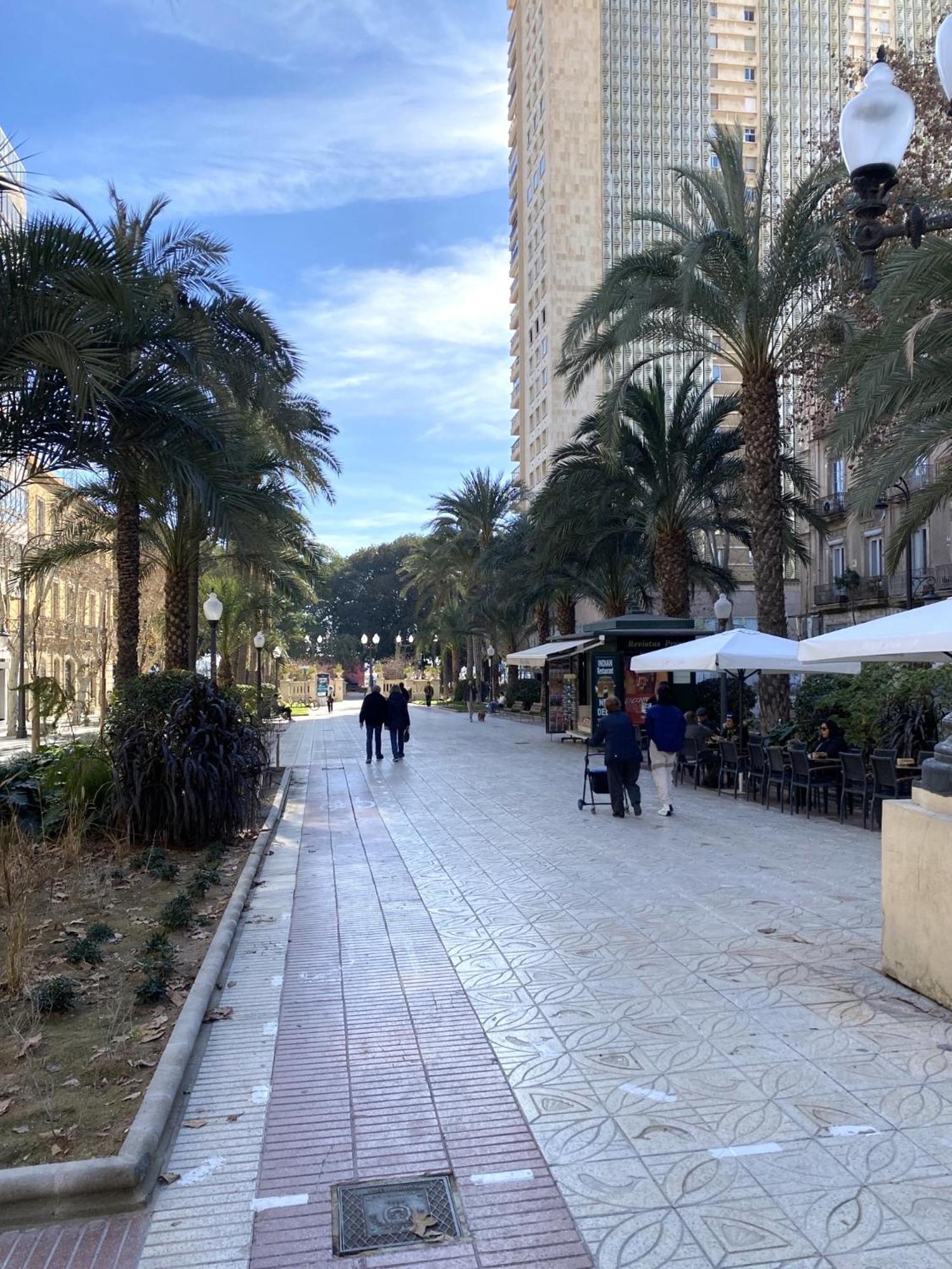 Apartamento Modern In Center Alicante