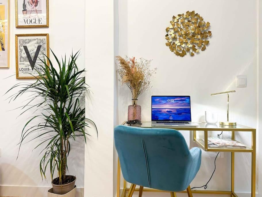 Sofisticacion Y Glamour Frente Al Auditorio. Apartamento Alicante