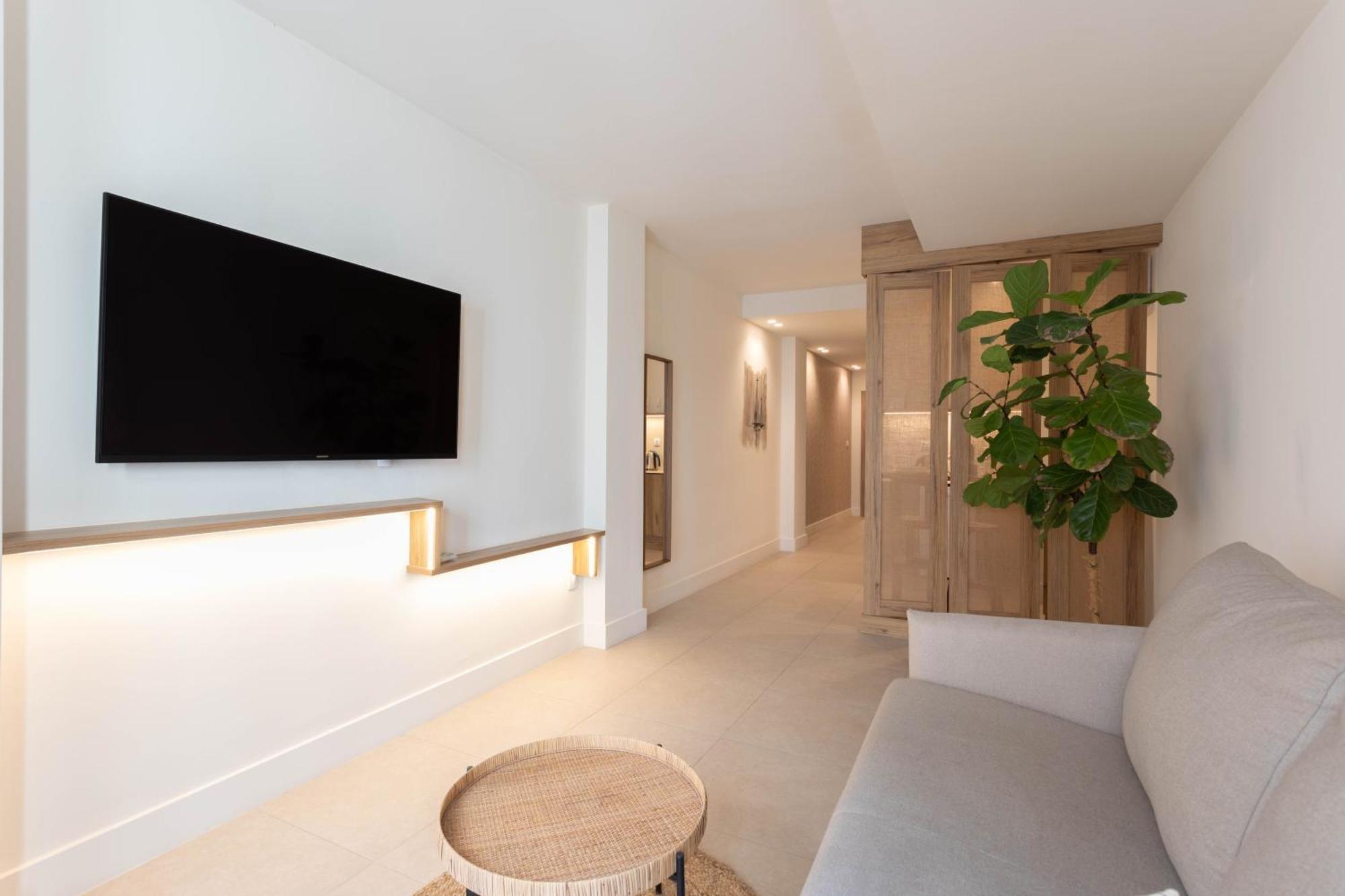 Apartamento Reina Victoria Velazquez
