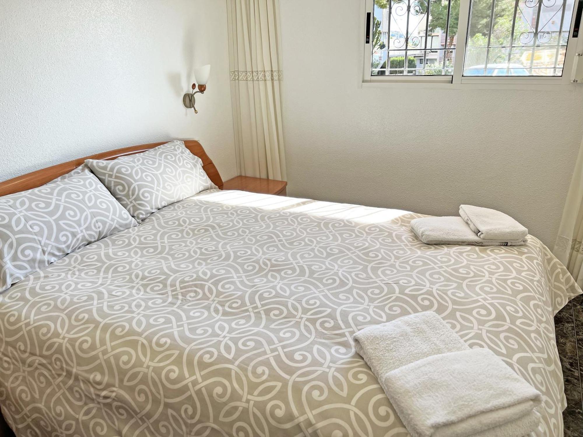 A 100m De La Playa. 2 Hab. A/c Apartment Alicante