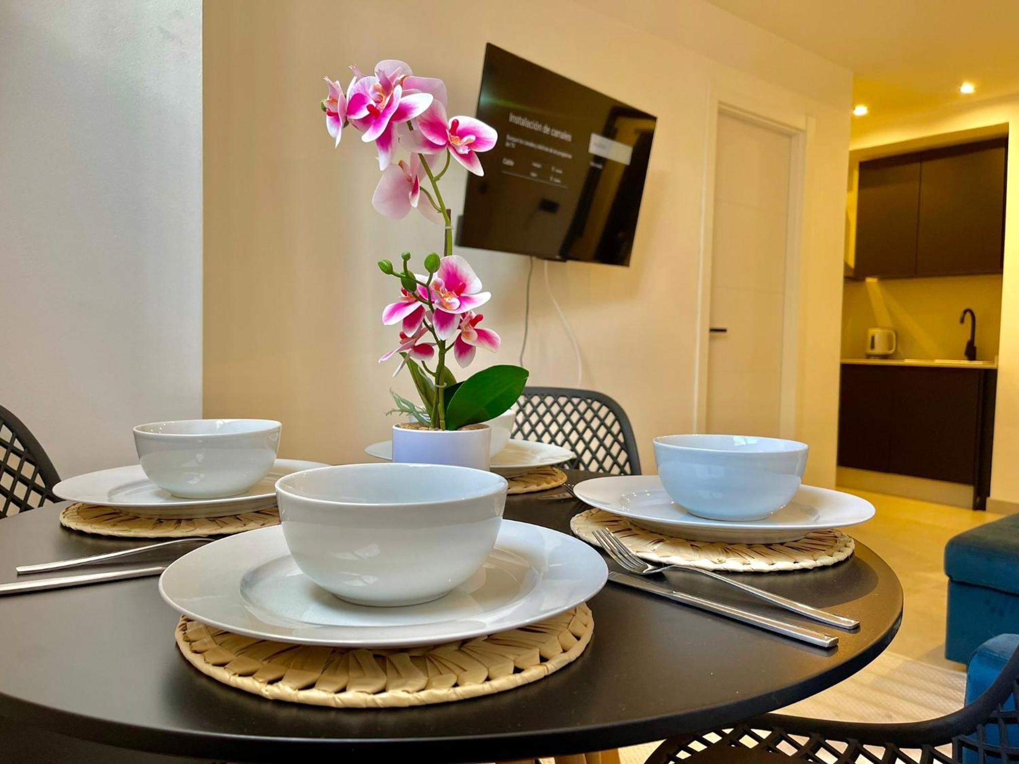 Palm Apartment *