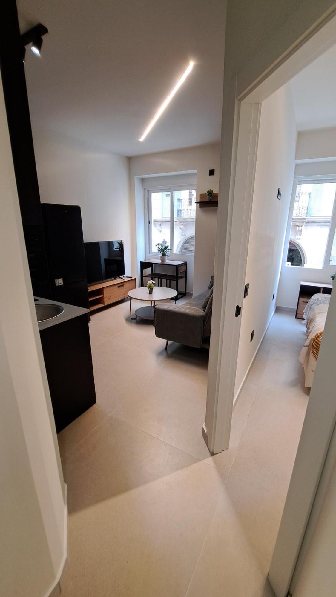 Historic Seaside Elegance Apartment