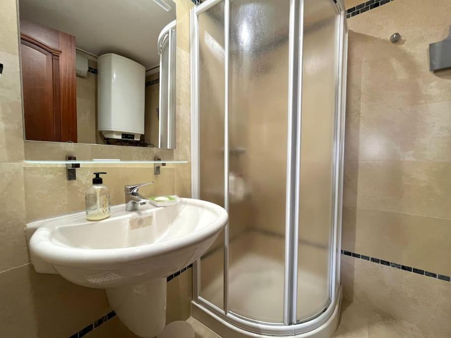 La Chicharra Apto 2 Dormit Piscina, Wifi Parking Vistas Al Mar !! Appartement