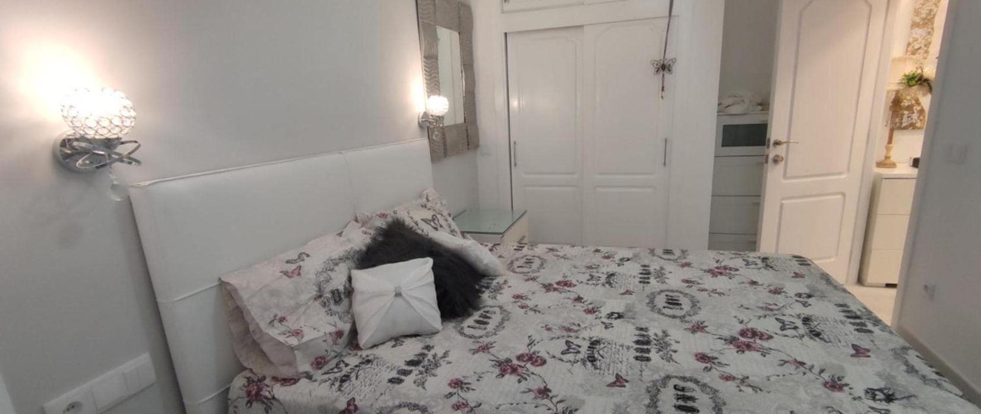 Charming Central 65 M² City View Apartment Alicante