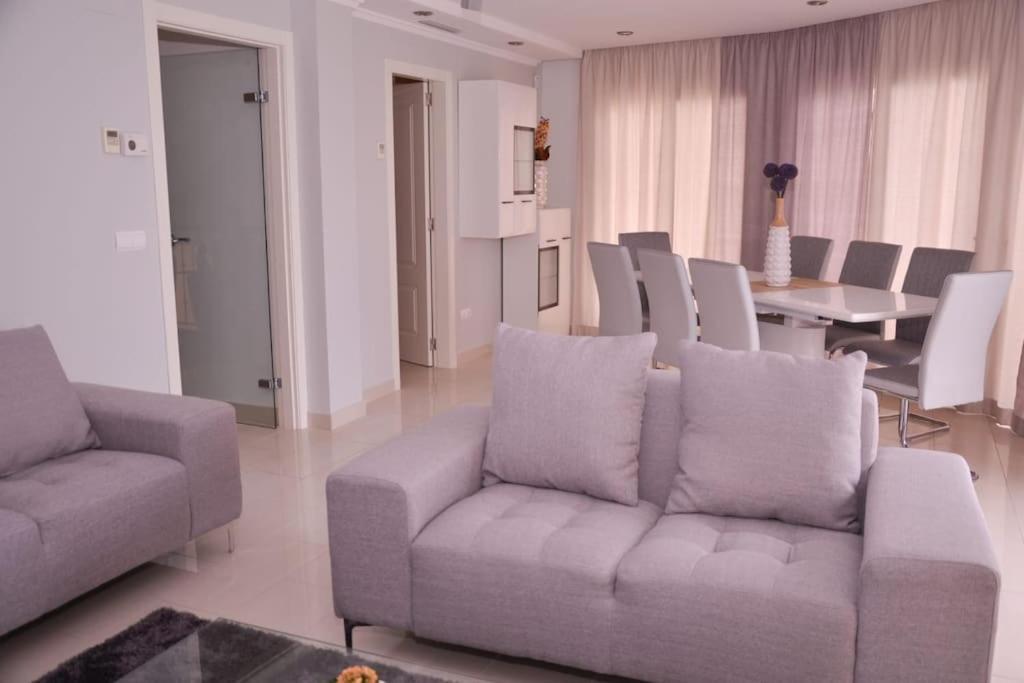 Villa Lumi *