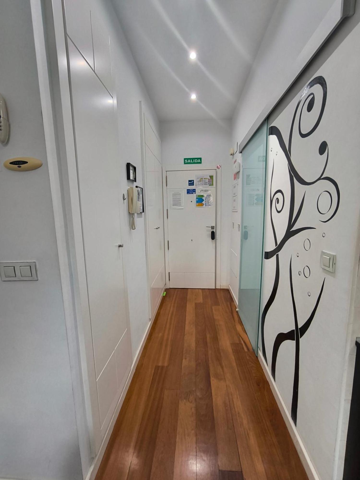 - Abad Appartement Alicante