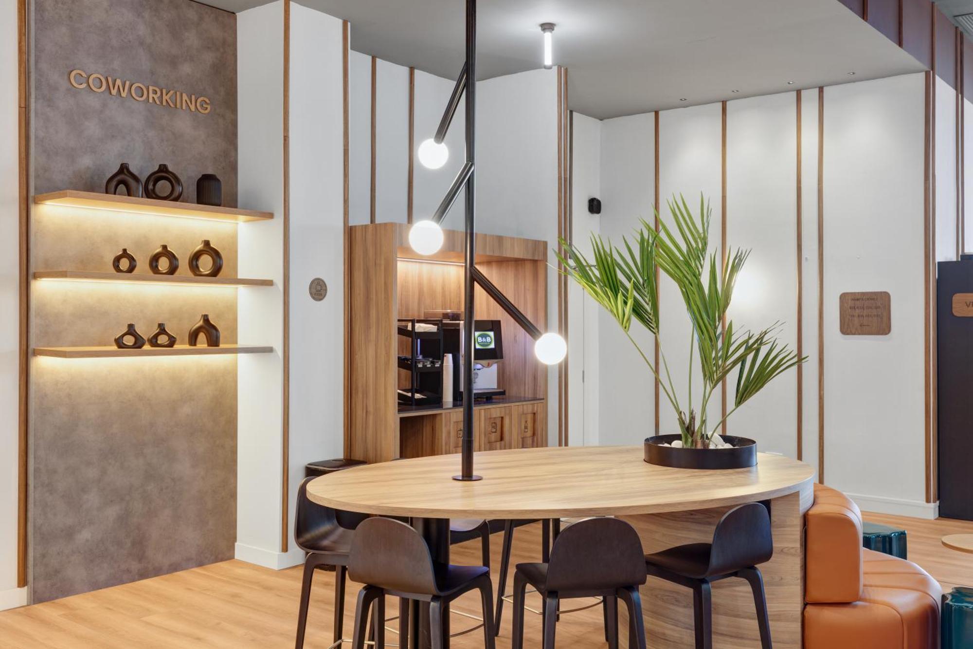 B&B Hotel Alicante Hotelli 3*