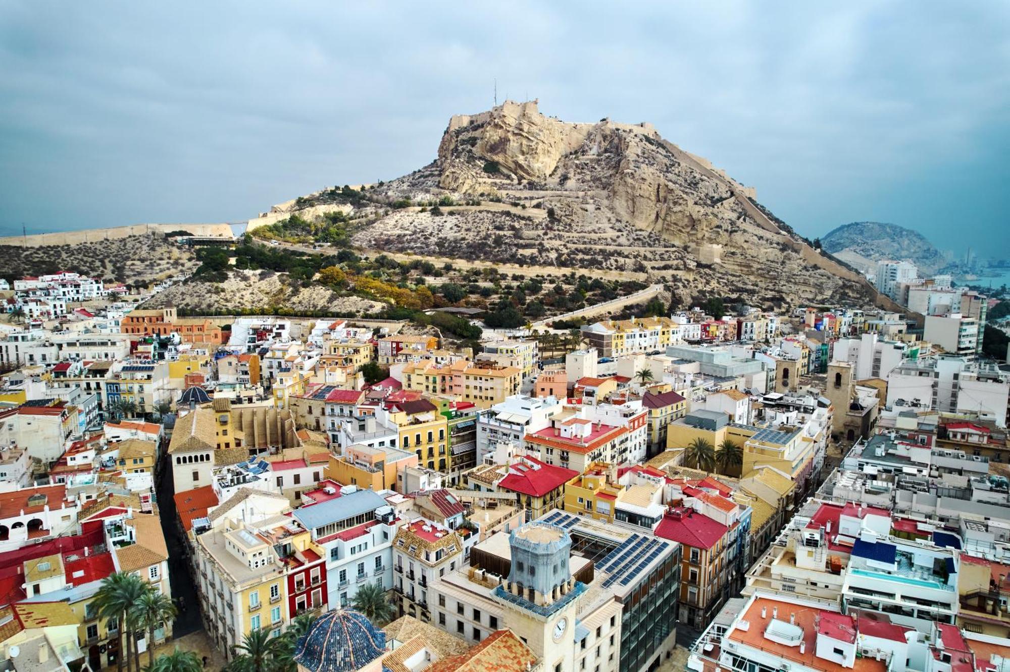 Gema Historica En Santa Cruz Doble Terraza Vistas Alicante