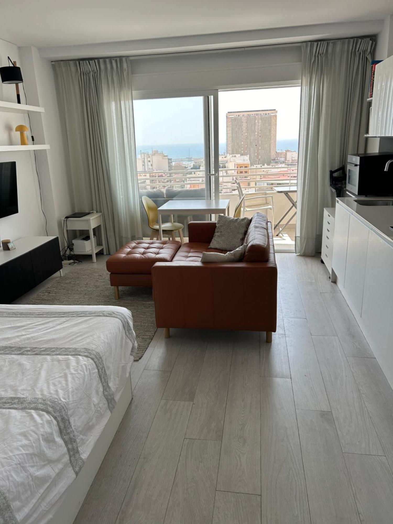 Apartment In The Center, & Sea Views *