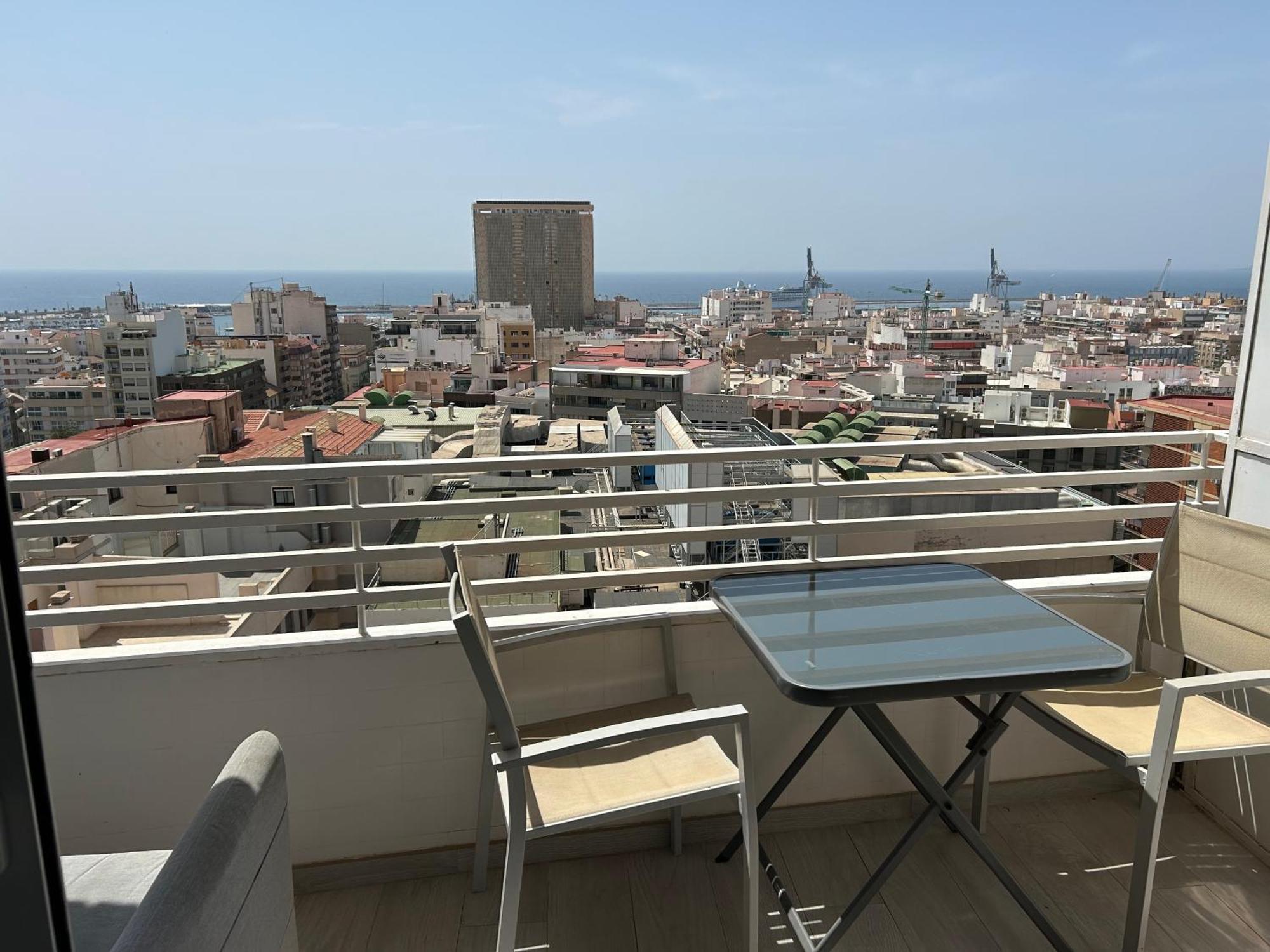 In The Center, & Sea Views * Alicante