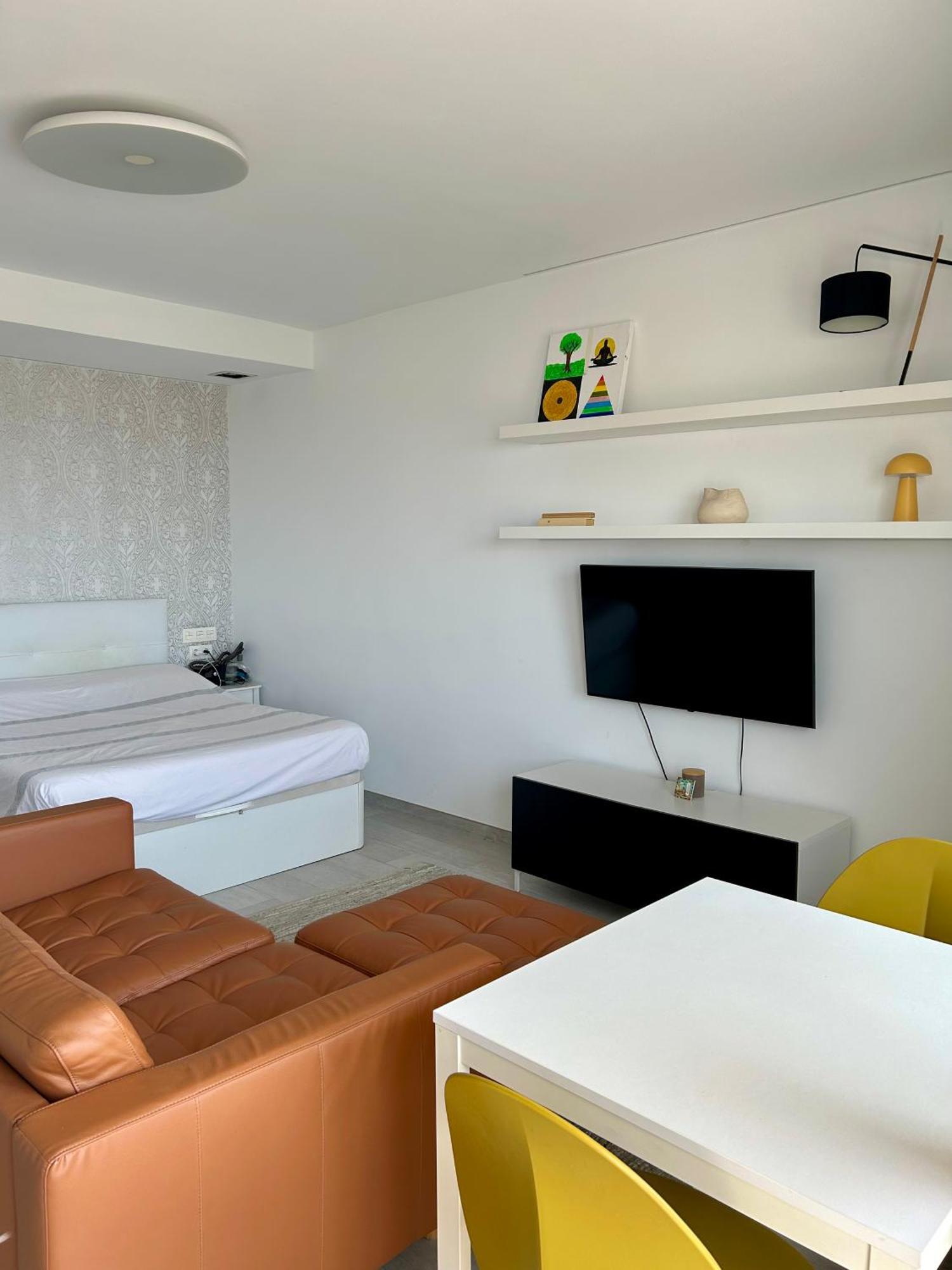 Apartment In The Center, & Sea Views Alicante