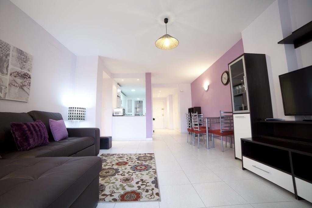 Apartamentos Kasa25 Golf & Beach Hoyo 18 * Alicante