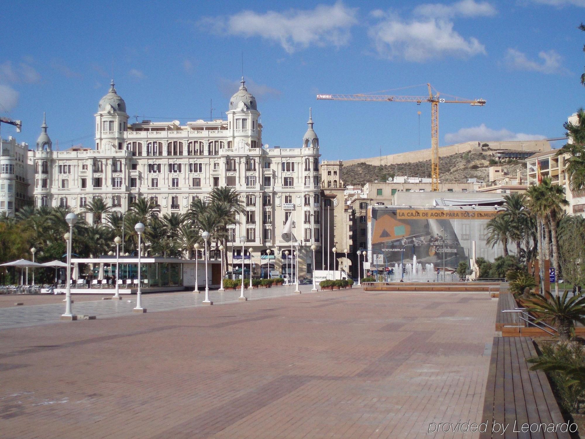 B&B Hotel Alicante Hotelli
