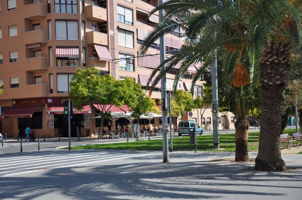 Alenia * Alicante