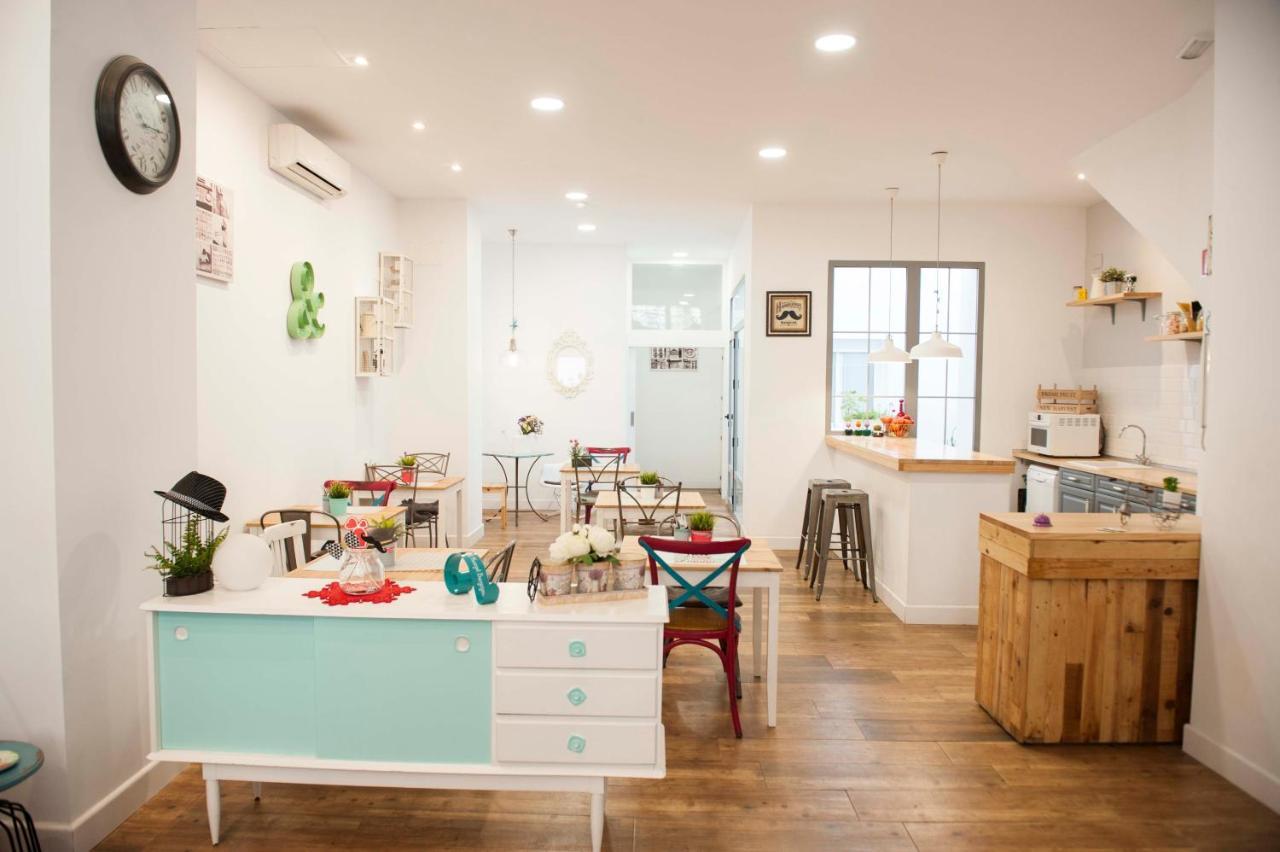 Smile & Co Boutique Hotel