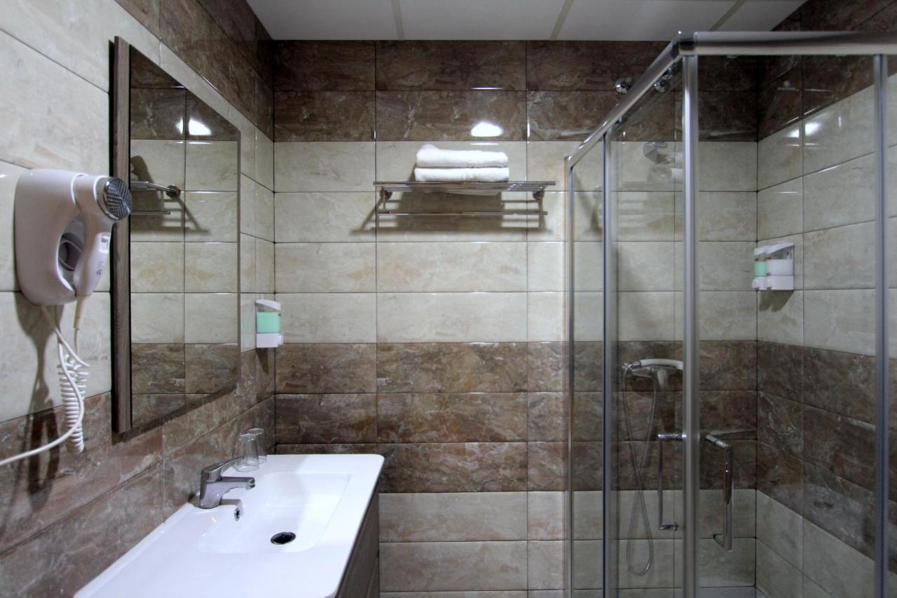 Guest house Mont Royal 2*