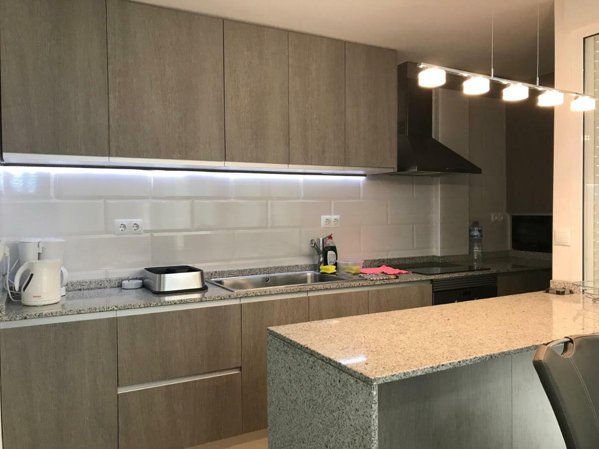 First Line Appartement *