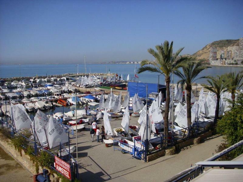En 1ª Linea Con Piscina * Alicante