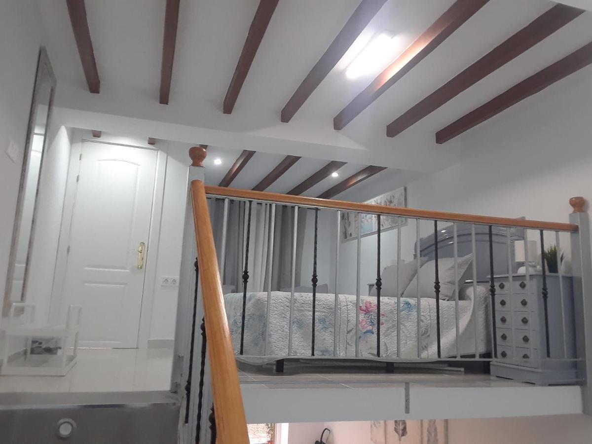 Unique Apartment *