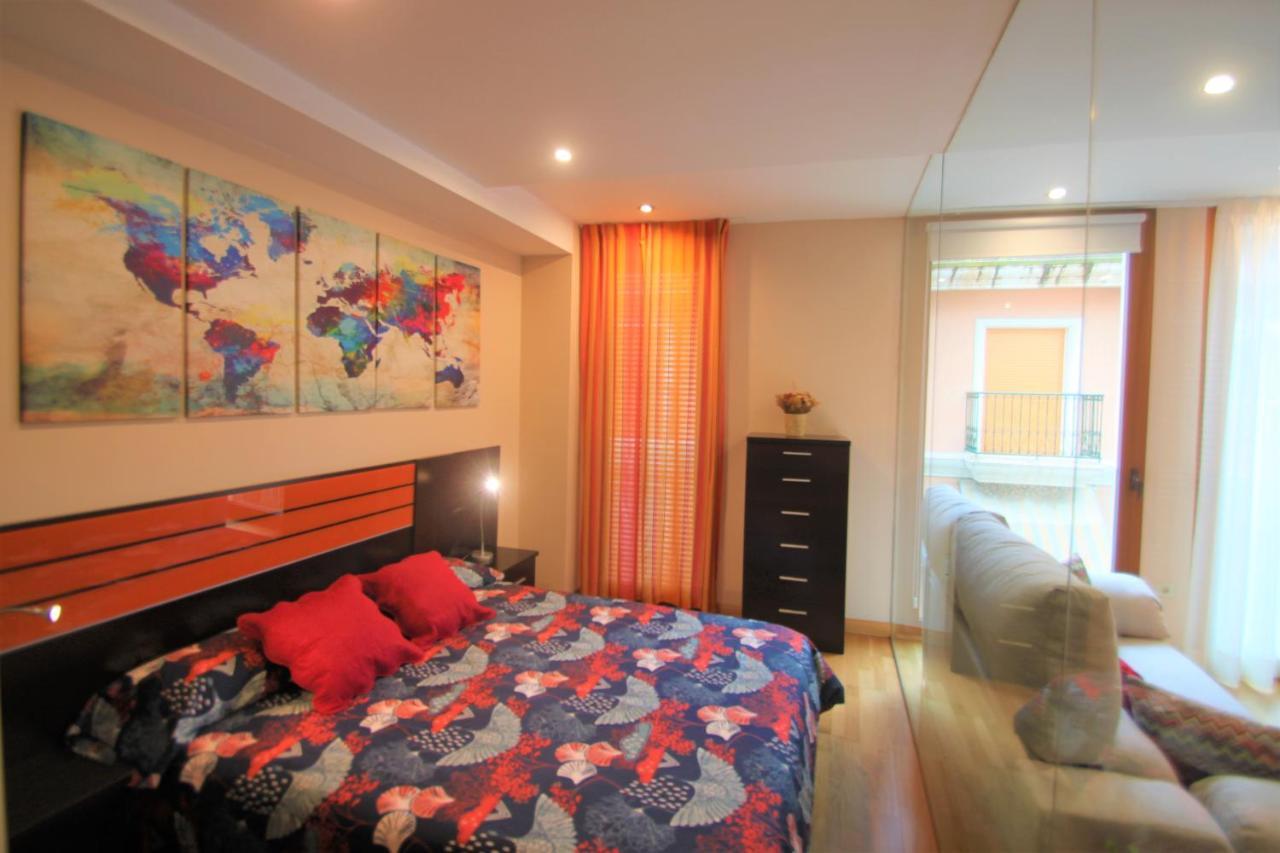 Modern Casaturis With Castle Views A131 *