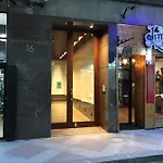 Calle Manero Mollá, 16, 6-3