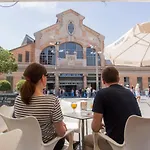 Diseno Y Confort En El Centro De Alicante