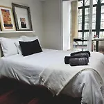 Large Apartment With Large And Sunny Terrace - Garden & Outdoor Gym , Alicante Center